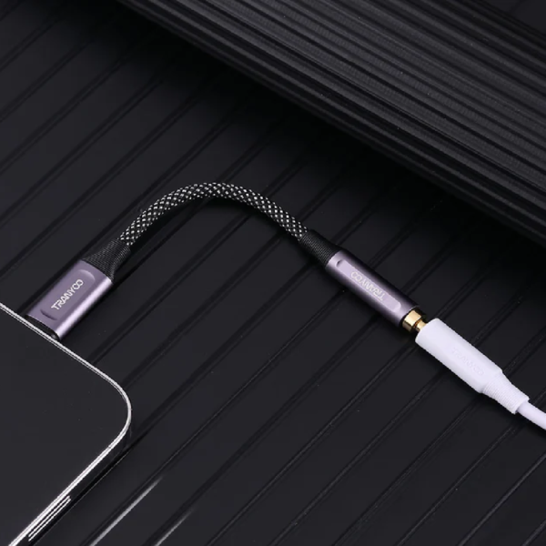 CABLE TIPO LIGHTNING A 3.5MM JACK 12CM  GRIS TRANYOO - Imagen 3